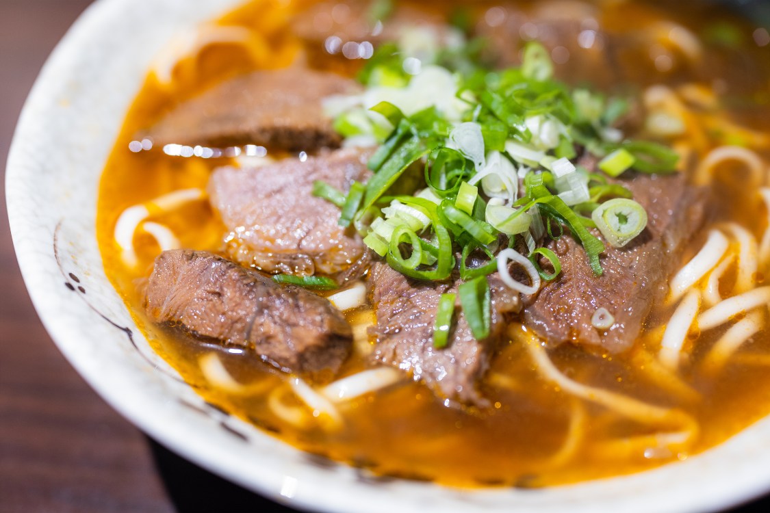 Beef Noodle Soup (牛肉麵)