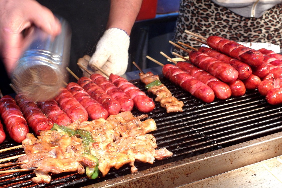 Taiwanese Sausage (台灣大香腸)