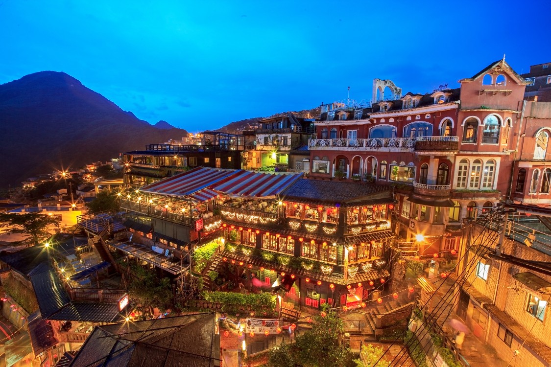 Nighttime Jiufen