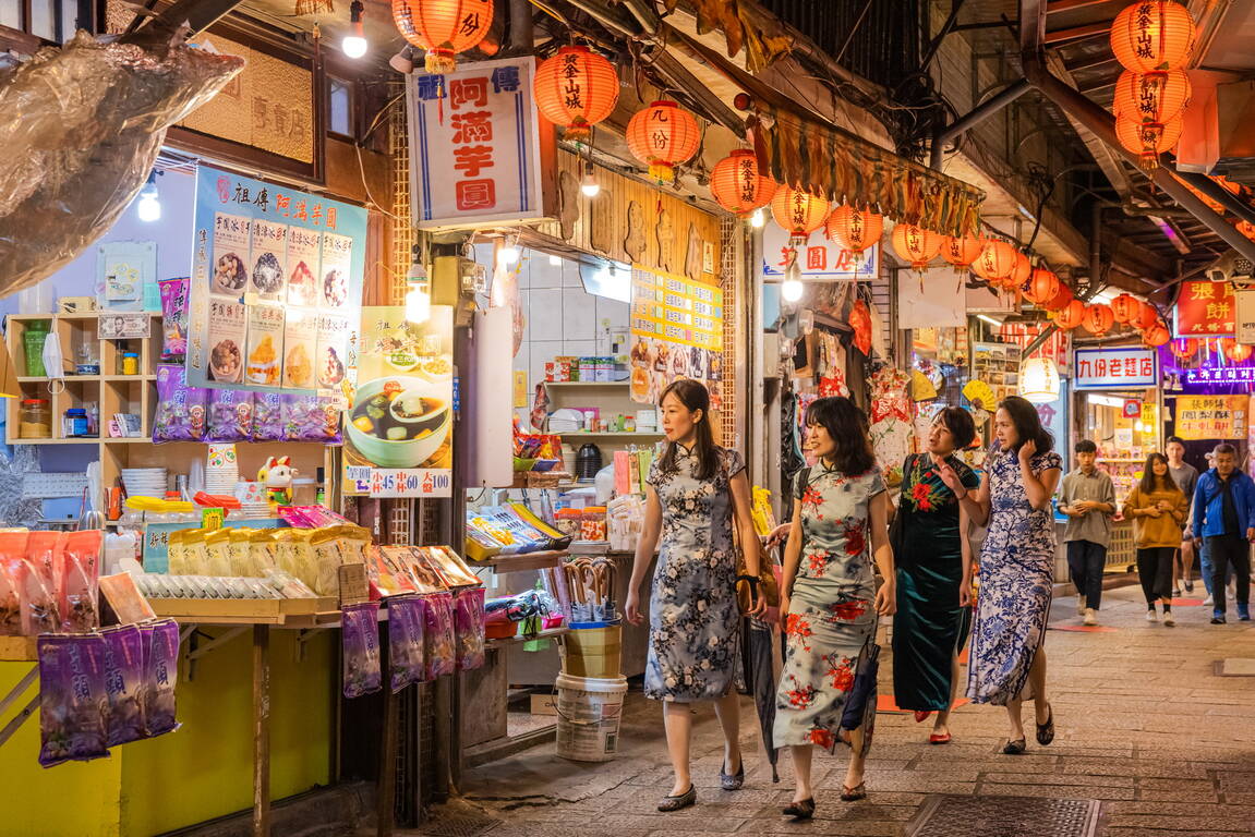 Jiufen old street