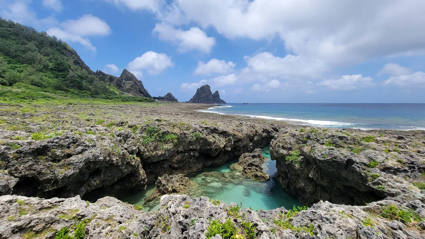 Must-Visit Hidden Gem Recommendation: Lanyu's Dongqing Secret Spot (東清秘境)